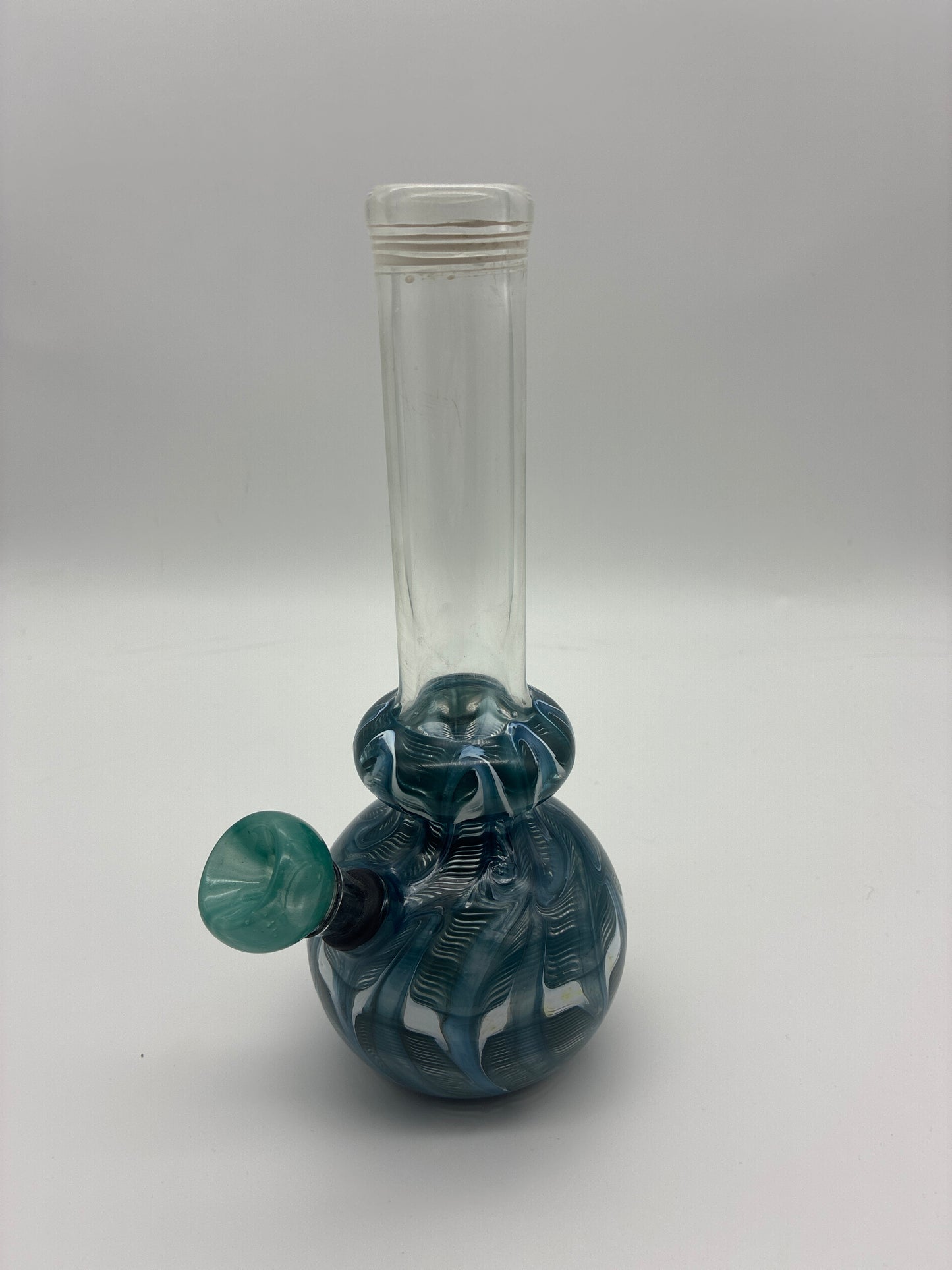 9” Beaker-Bulb Style Water Pipe with Pull Bowl