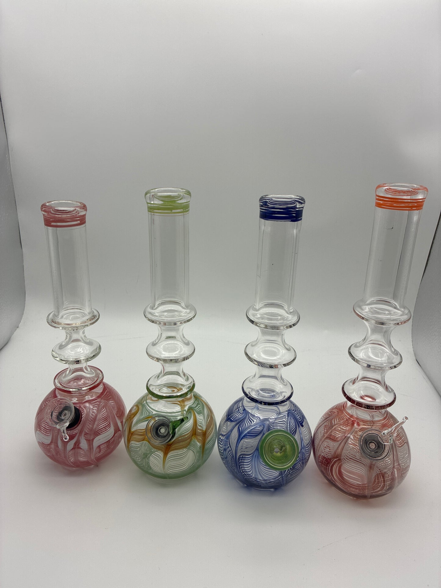 11” Beaker Bulb Style Water Pipe with Pull Bowl